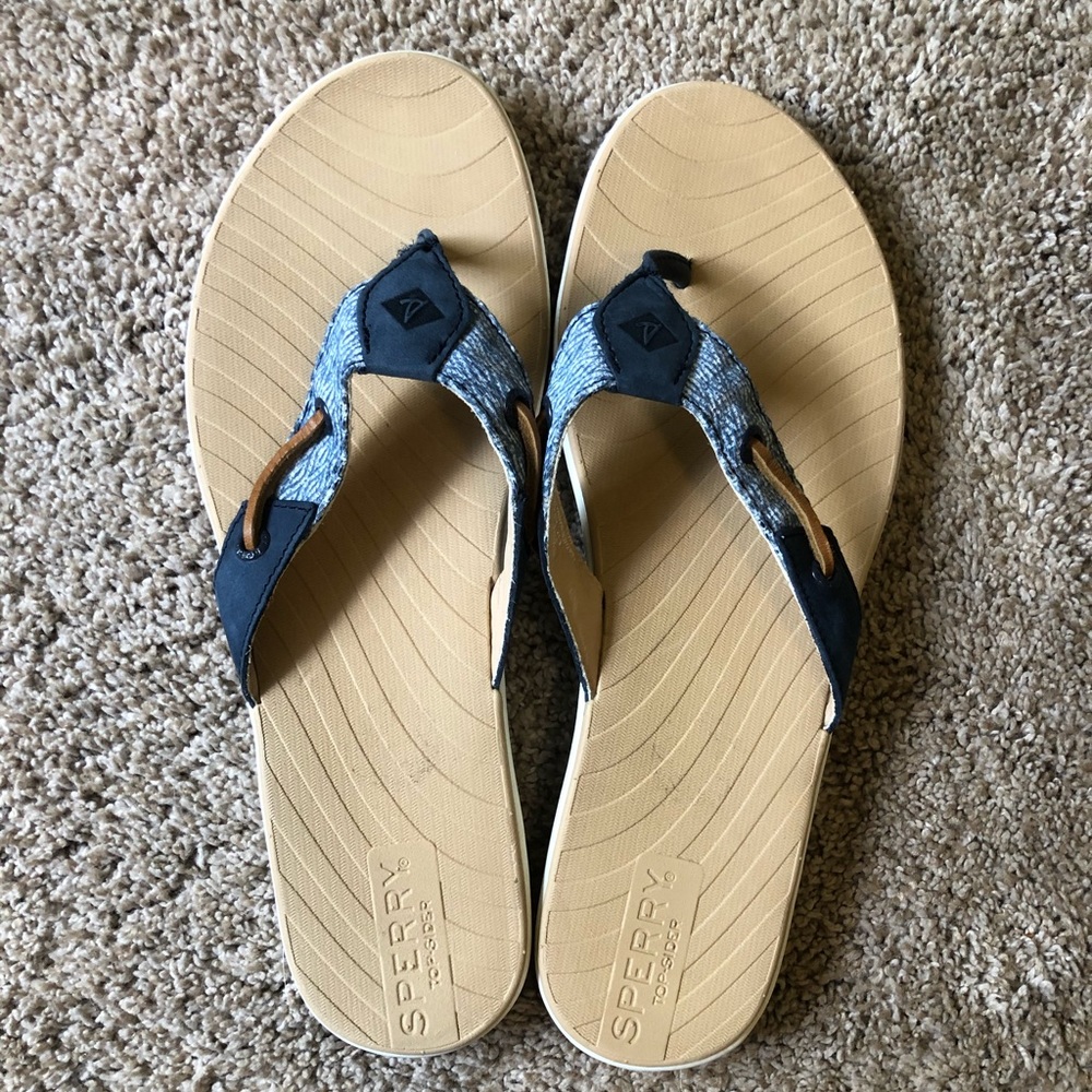 NWOT Sperry Sandals